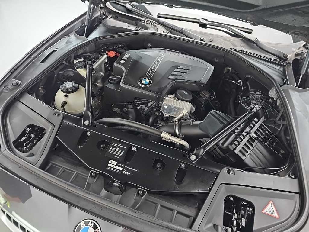 BMW 5시리즈 5시리즈 (F10) 528i 럭셔리 이미지 5