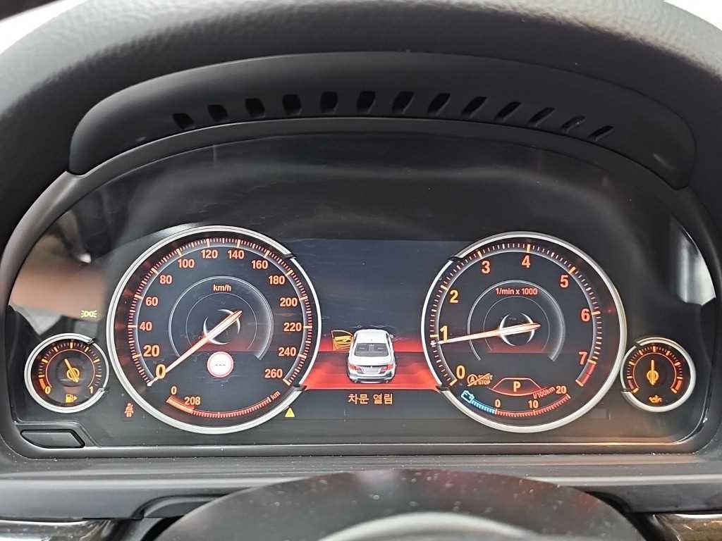 BMW 5시리즈 5시리즈 (F10) 528i 럭셔리 이미지 6