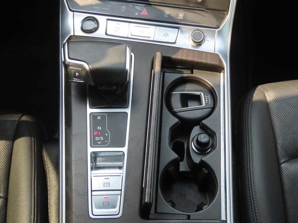아우디 A6 A6 (C8) 45 TFSI 콰트로 프리미엄 이미지 12