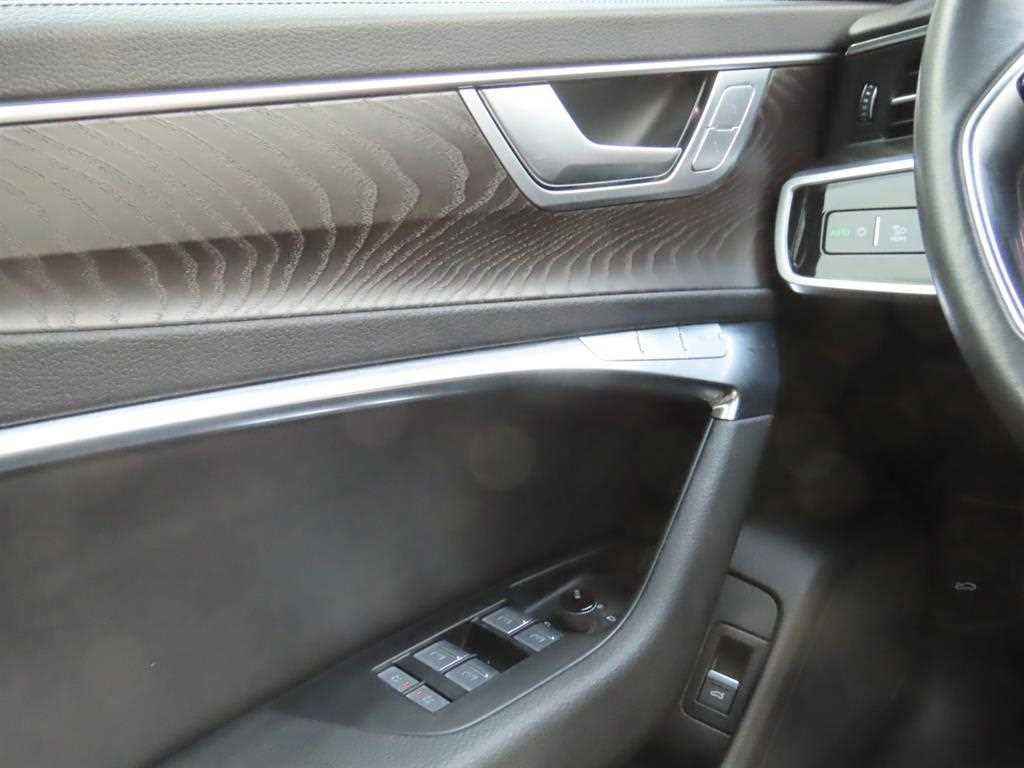 아우디 A6 A6 (C8) 45 TFSI 콰트로 프리미엄 이미지 13