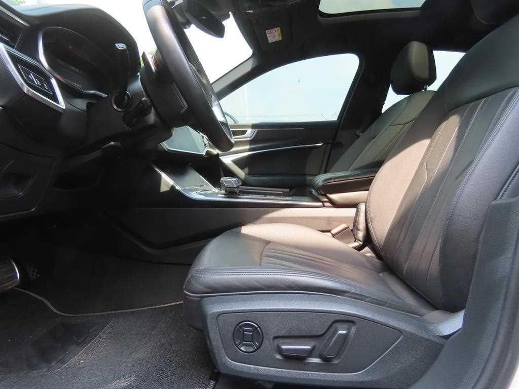 아우디 A6 A6 (C8) 45 TFSI 콰트로 프리미엄 이미지 14