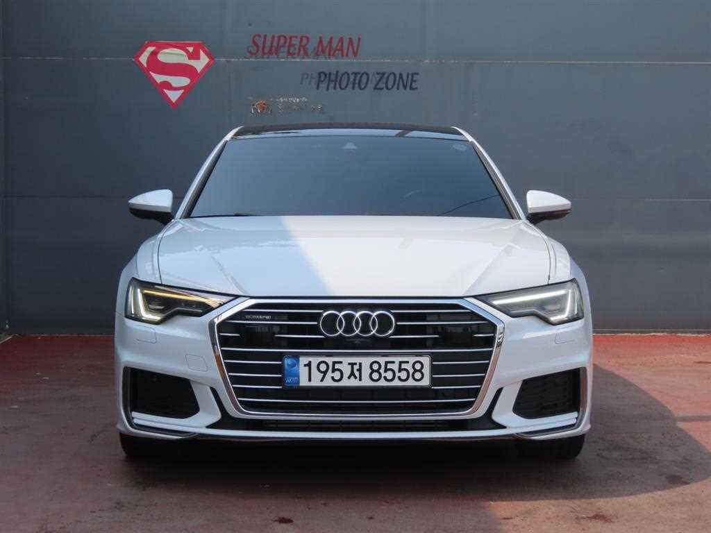 아우디 A6 A6 (C8) 45 TFSI 콰트로 프리미엄 이미지 2