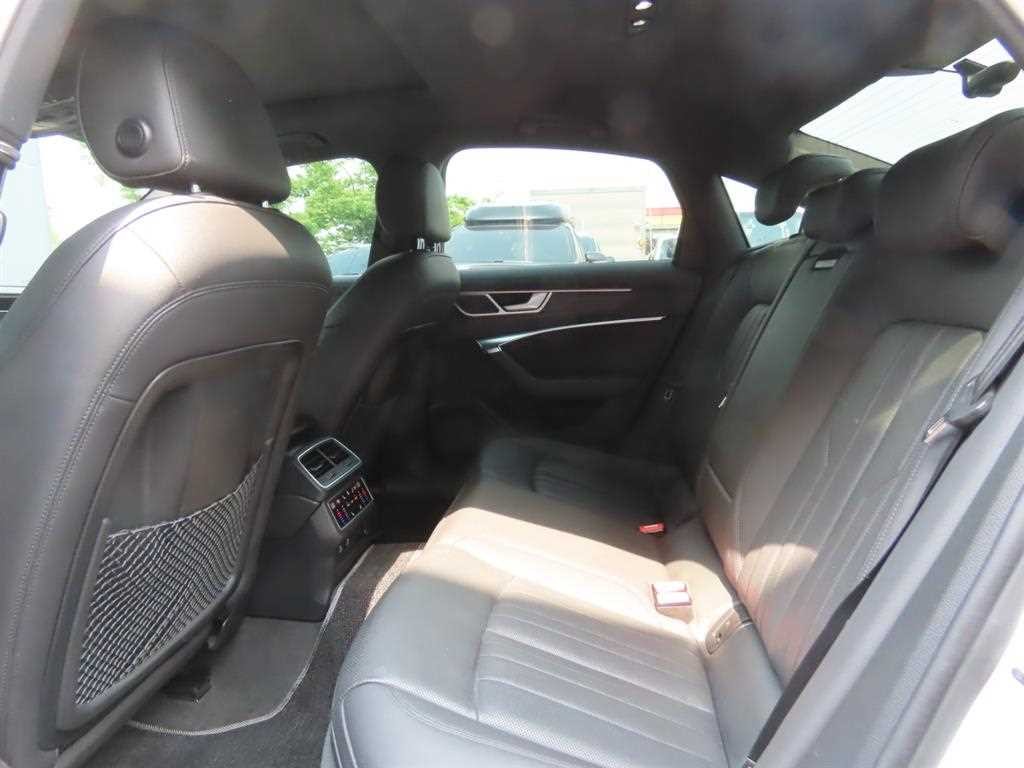 아우디 A6 A6 (C8) 45 TFSI 콰트로 프리미엄 이미지 6