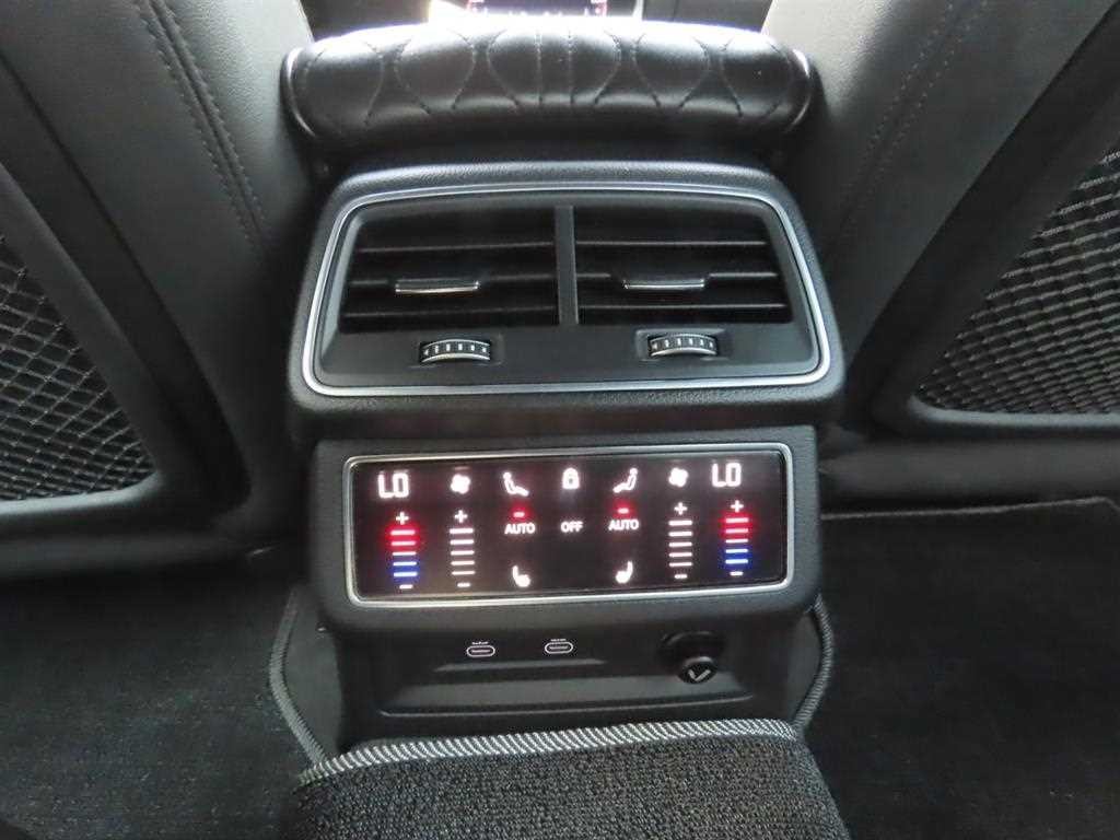 아우디 A6 A6 (C8) 45 TFSI 콰트로 프리미엄 이미지 7