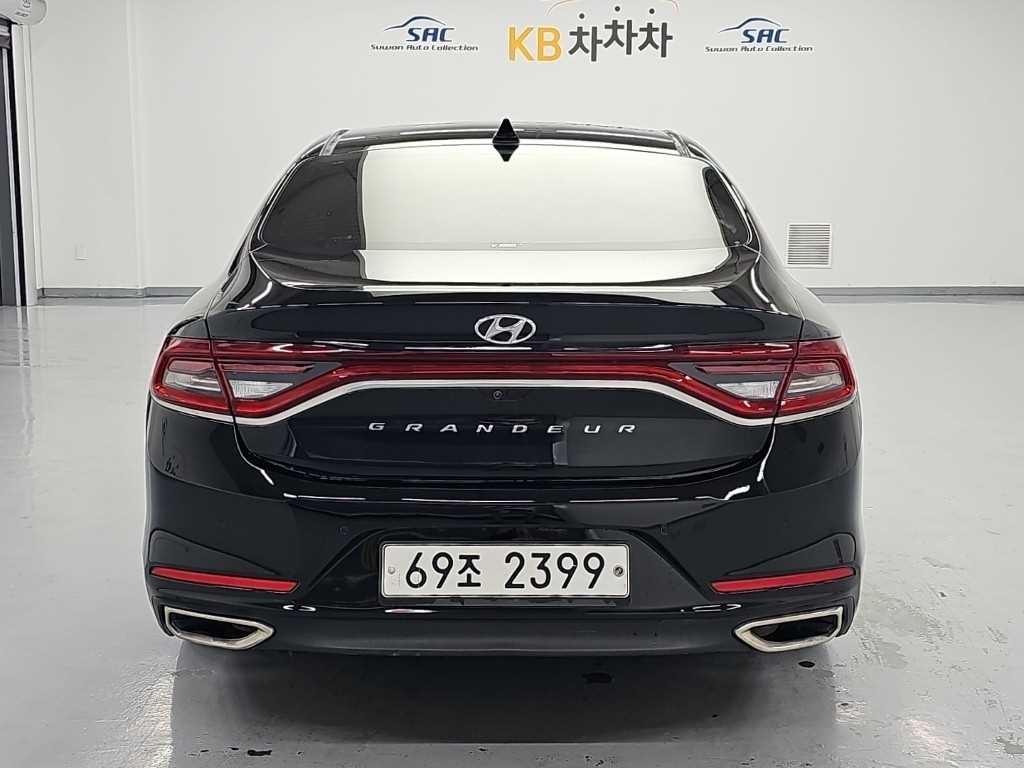 현대 그랜저 그랜저 IG 2.4 GDI 프리미엄 기본형 이미지 2