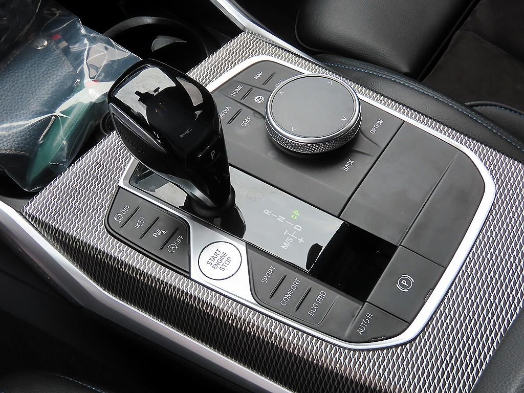 BMW 3시리즈 3시리즈 (G20) 320i M 스포츠 이미지 11