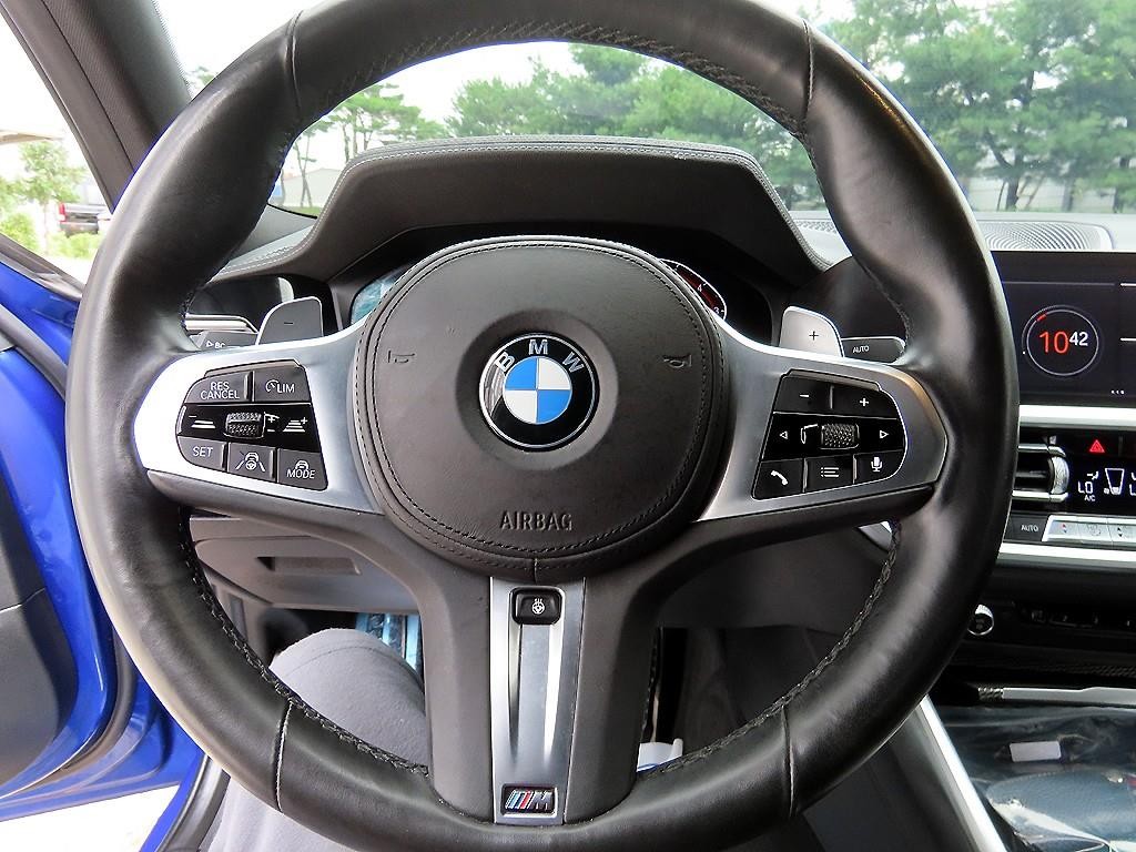 BMW 3시리즈 3시리즈 (G20) 320i M 스포츠 이미지 8