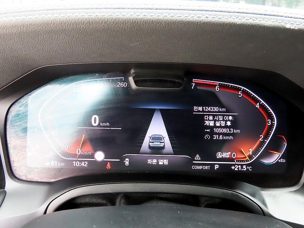 BMW 3시리즈 3시리즈 (G20) 320i M 스포츠 이미지 9