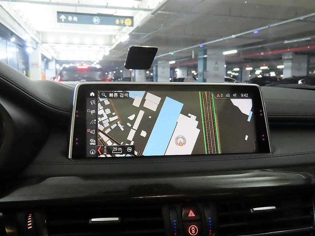 BMW X6 X6 (F16) xDrive 30d 이미지 13