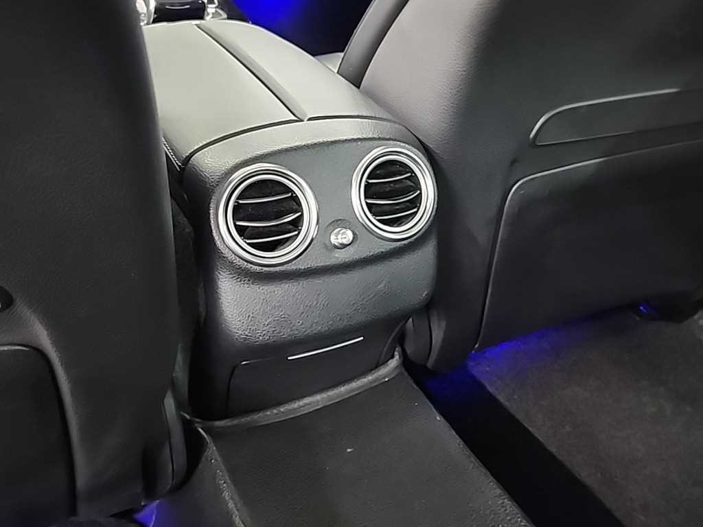 벤츠 E 클래스 E-클래스 W213 E300 4MATIC 익스클루시브 이미지 13