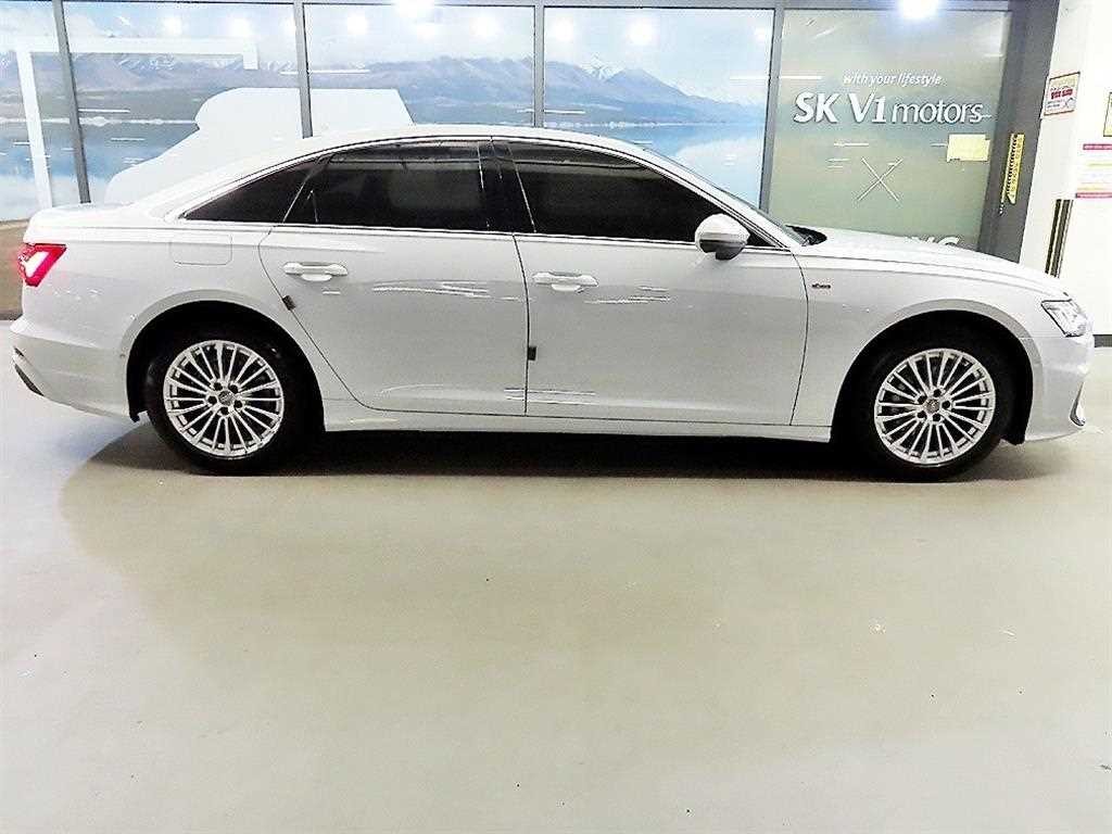 아우디 A6 A6 (C8) 40 TDI 콰트로 프리미엄 이미지 3