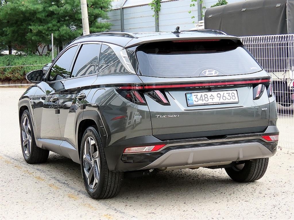 현대 투싼 투싼 (NX4) 가솔린 1.6 터보 4WD 인스퍼레이션 이미지 3