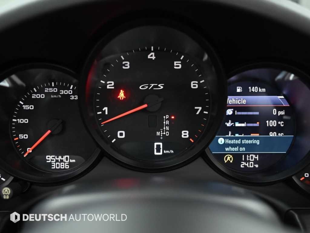 포르쉐 911 카레라 4 GTS 카브리올레 991 이미지 8