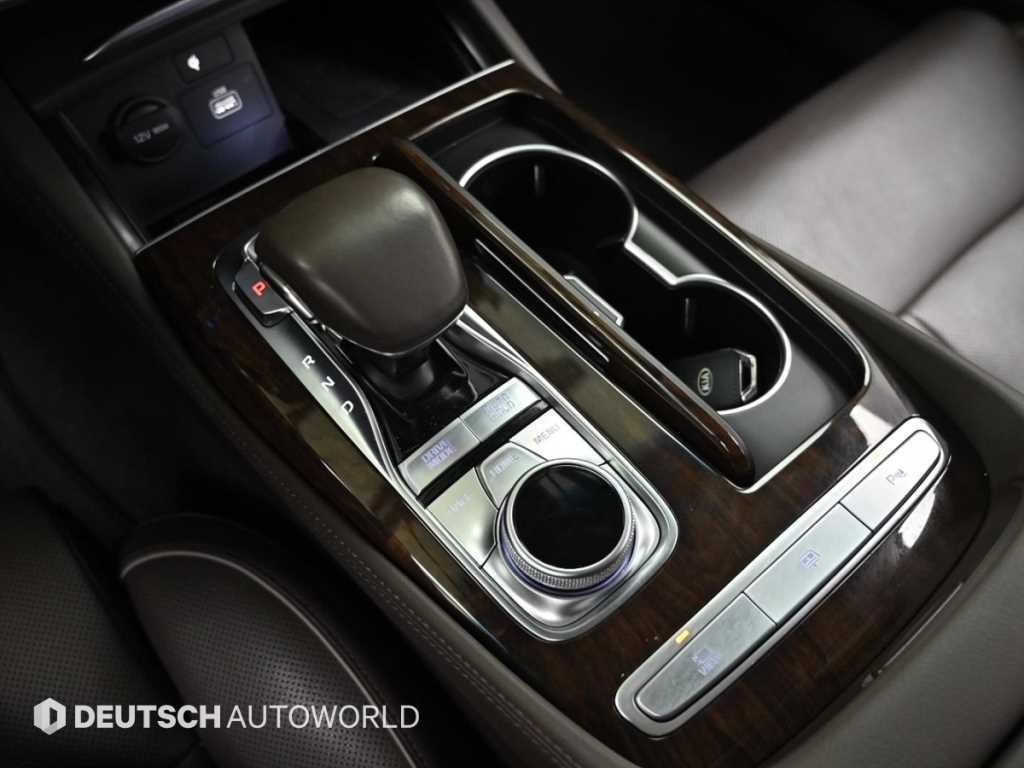 기아 K9 더 K9 3.8 GDI AWD 플래티넘Ⅲ 이미지 9