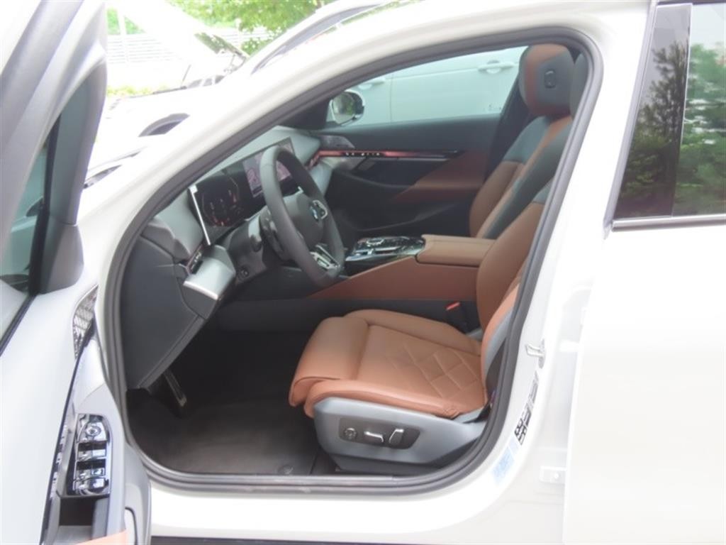 BMW 5시리즈 5시리즈 (G60) 530i xDrive M 스포츠 프로 스페셜 에디션 이미지 13