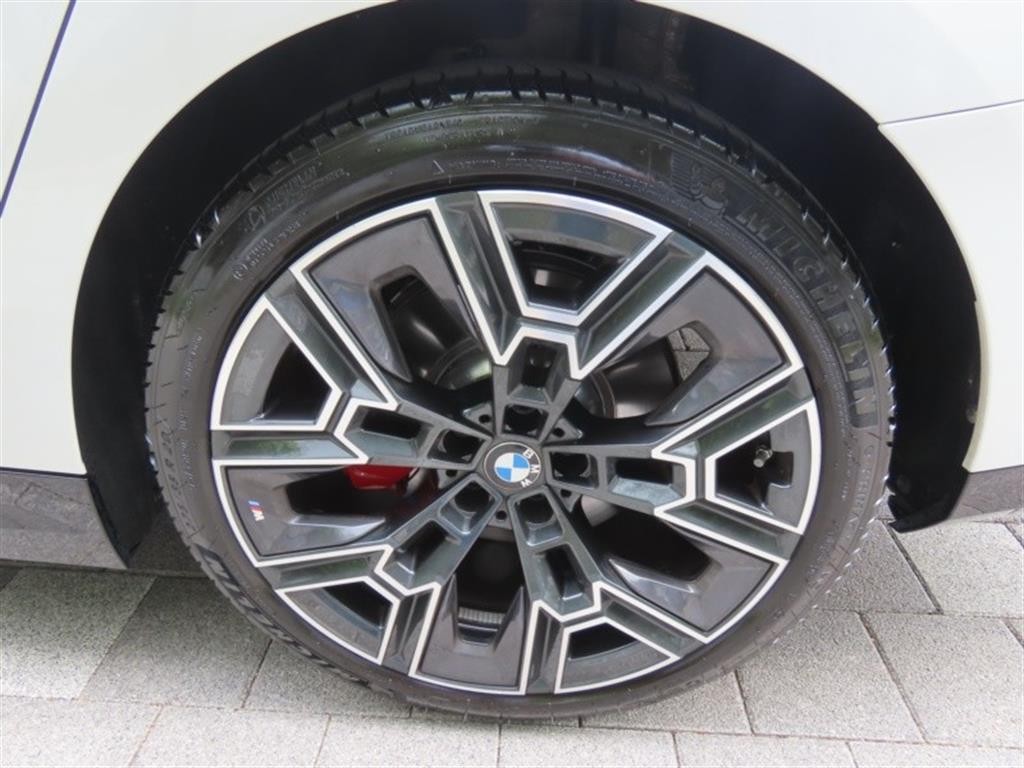 BMW 5시리즈 5시리즈 (G60) 530i xDrive M 스포츠 프로 스페셜 에디션 이미지 17