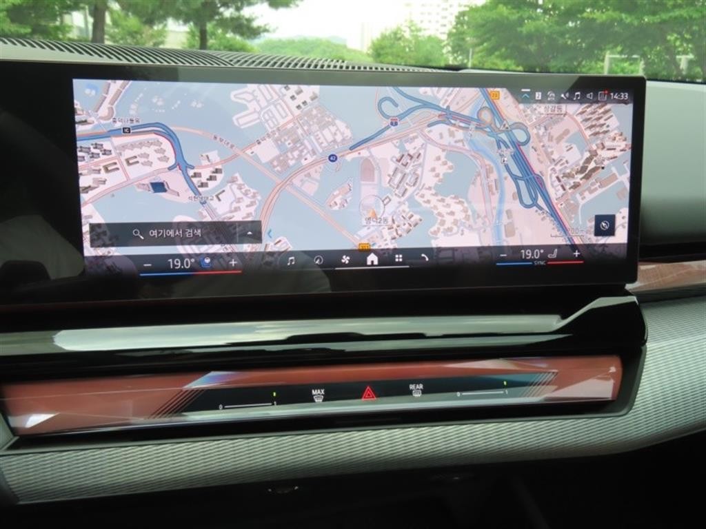BMW 5시리즈 5시리즈 (G60) 530i xDrive M 스포츠 프로 스페셜 에디션 이미지 8