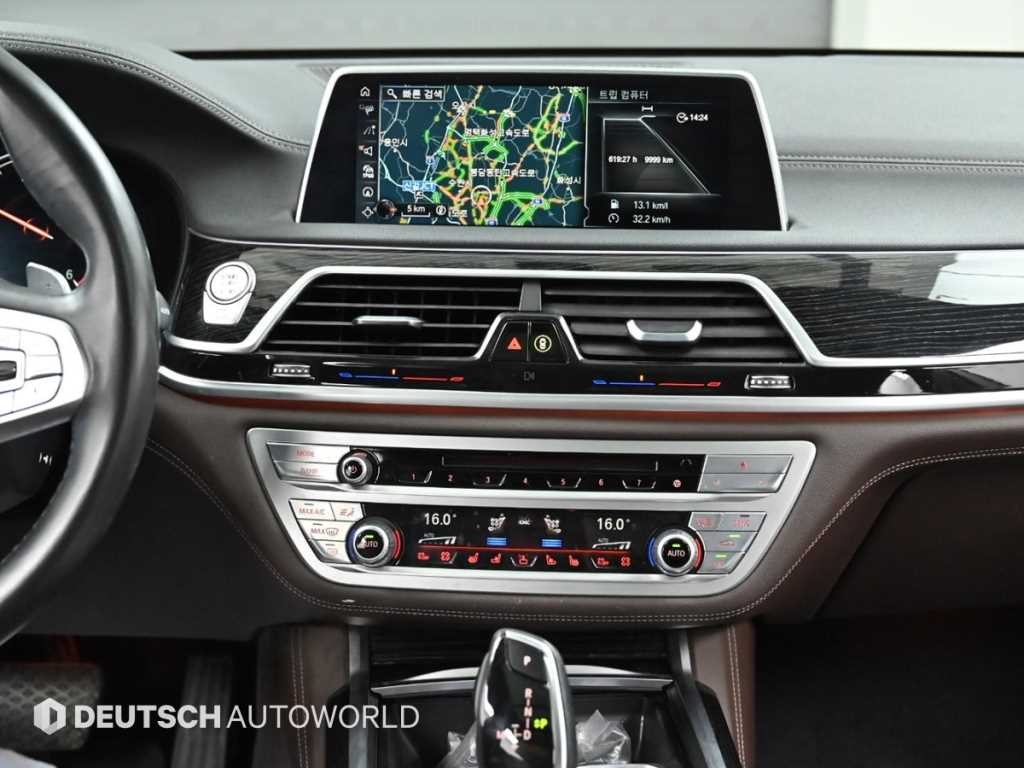 BMW 7시리즈 7시리즈 (G11) 740d xDrive M 스포츠 이미지 14