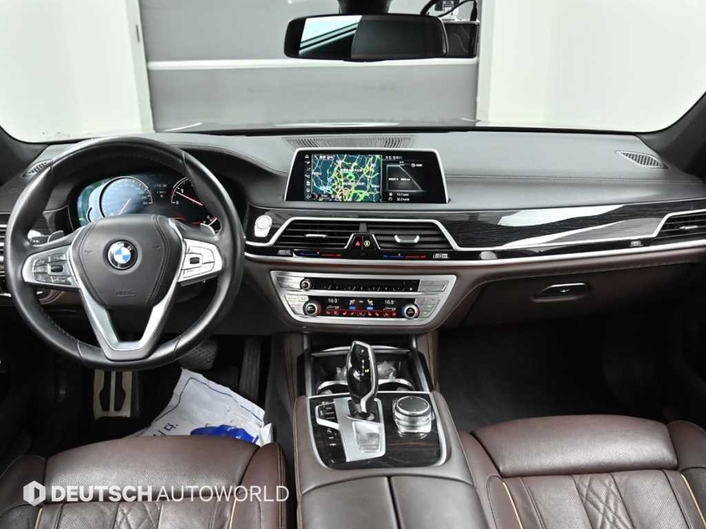 BMW 7시리즈 7시리즈 (G11) 740d xDrive M 스포츠 이미지 7