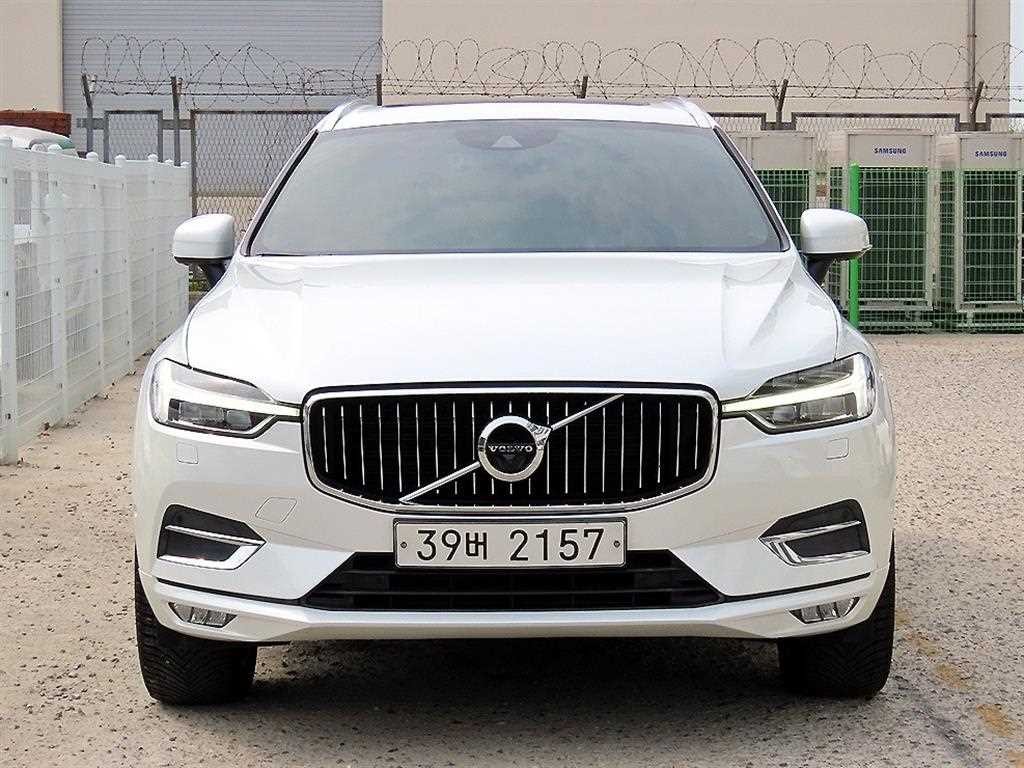 볼보 XC60 XC60(2세대) D5 AWD 인스크립션 이미지 1