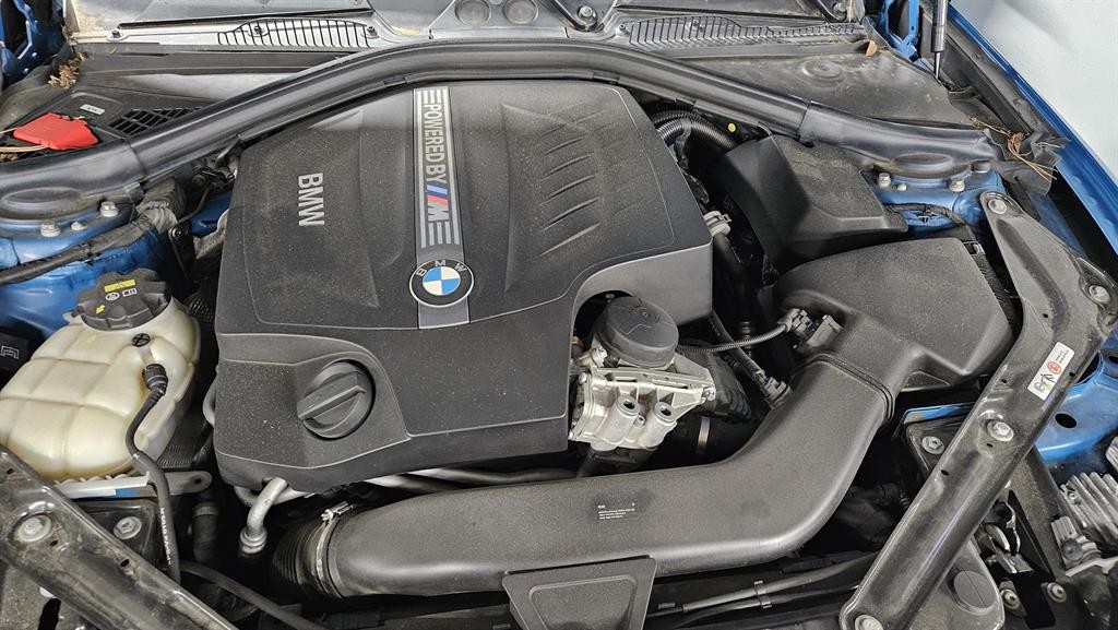 BMW 2시리즈 M2 (F87) 쿠페 M 퍼포먼스 스티어링 휠 에디션 이미지 15