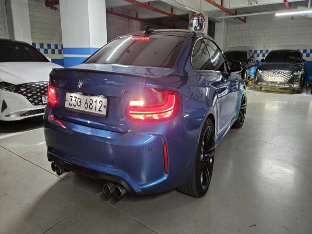 BMW 2시리즈 M2 (F87) 쿠페 M 퍼포먼스 스티어링 휠 에디션 이미지 5