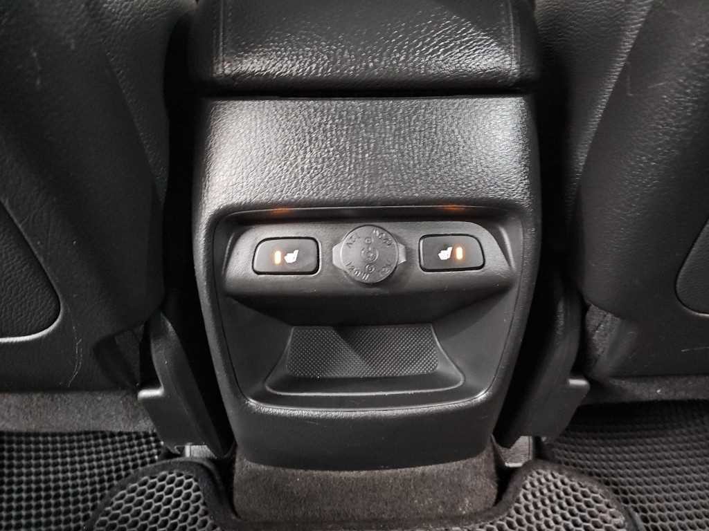 기아 쏘렌토 뉴 쏘렌토 R 2WD 2.0 노블레스 이미지 13