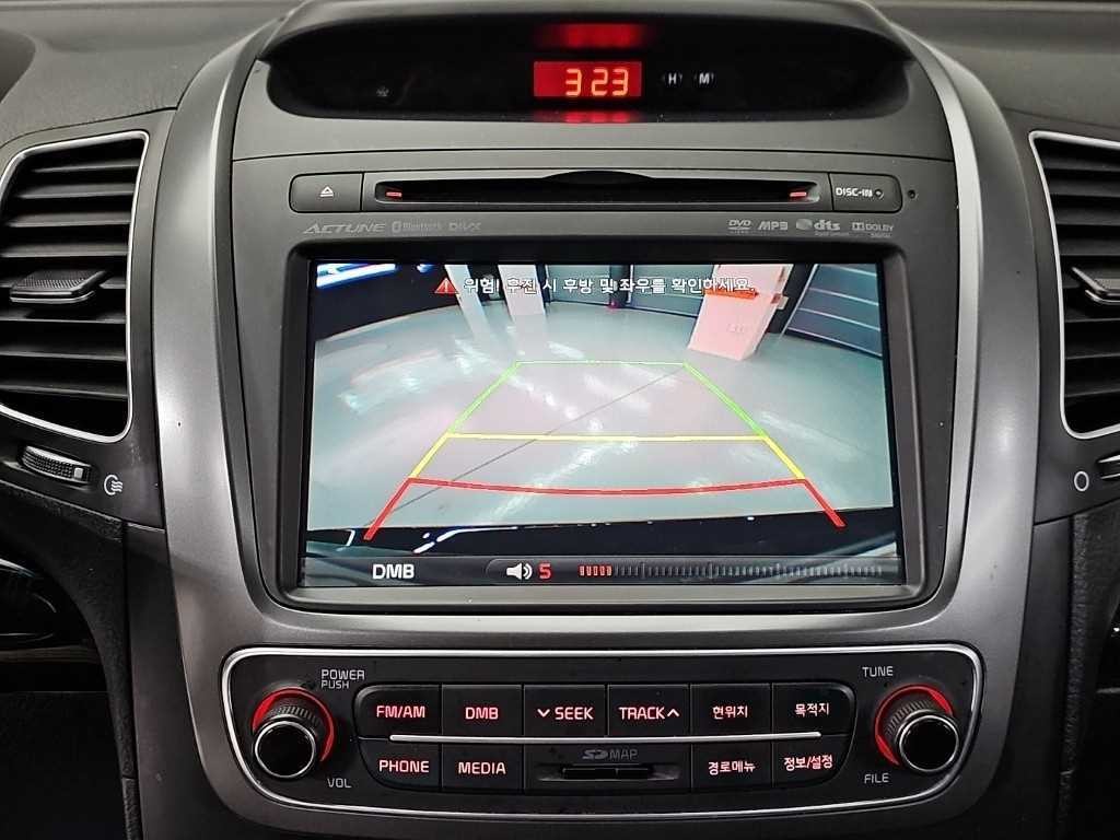 기아 쏘렌토 뉴 쏘렌토 R 2WD 2.0 노블레스 이미지 16
