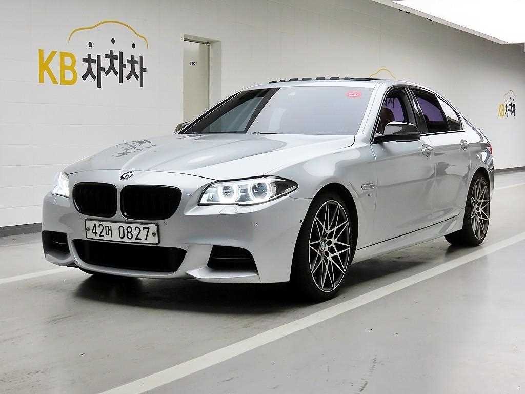 BMW 5시리즈 5시리즈 (F10) M550d xDrive M 에어로다이나믹 이미지 2