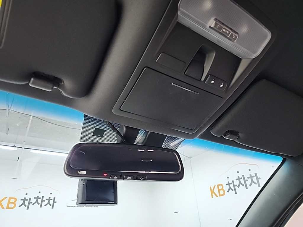 KG모빌리티(쌍용) 렉스턴 G4렉스턴 디젤 2.2 4WD 유라시아 에디션 이미지 16
