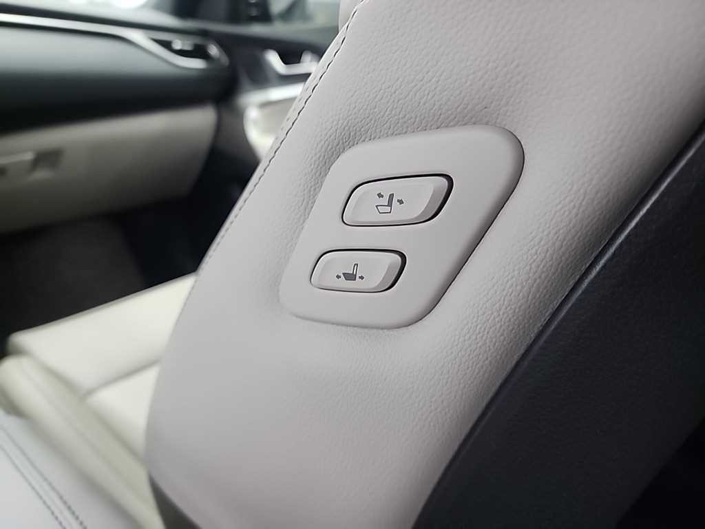 제네시스 G70 더 뉴 G70 가솔린 2.0T 2WD 이미지 14