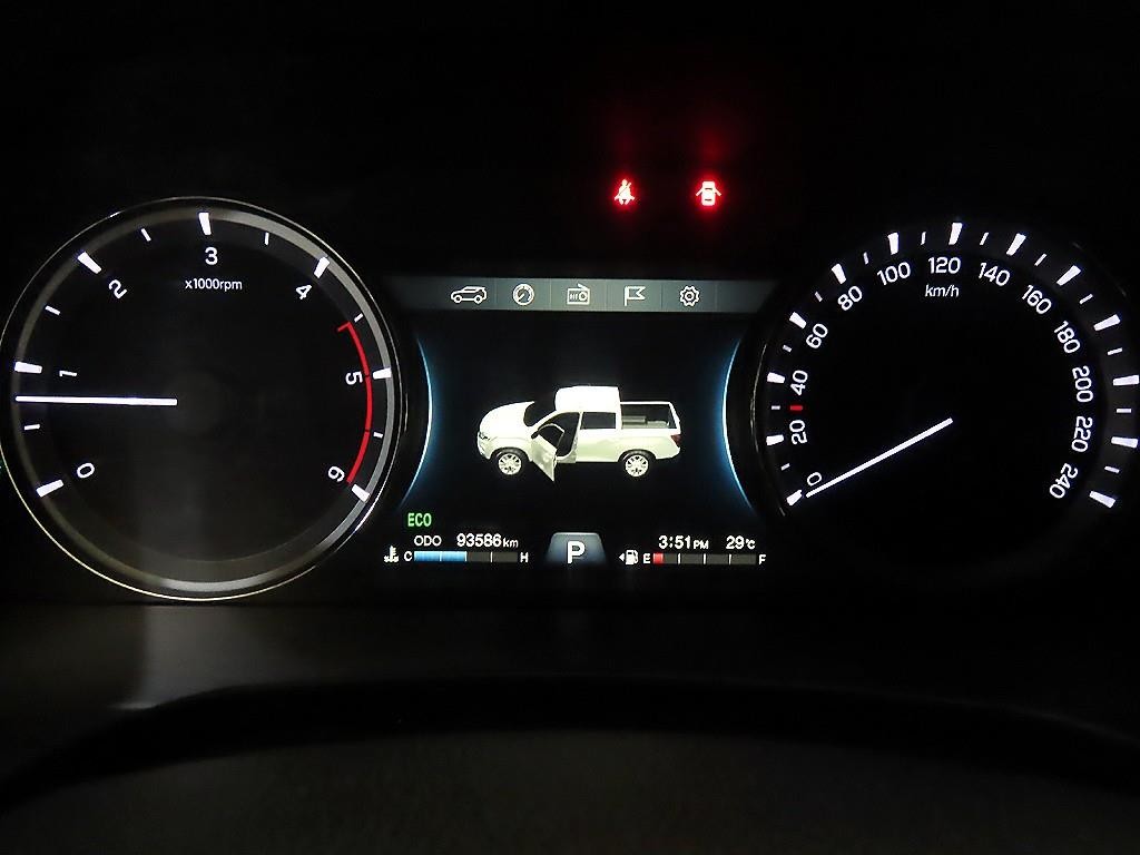 KG모빌리티(쌍용) 렉스턴 더 뉴 렉스턴 스포츠 디젤 2.2 4WD 프레스티지 이미지 9