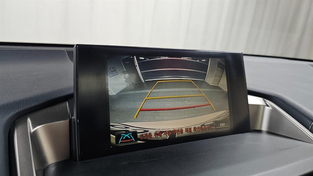 렉서스 NX NX 300h 이그제큐티브 이미지 15