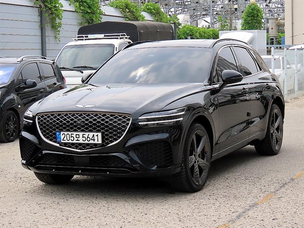 제네시스 GV70 2.5T 가솔린 2WD 스포츠 이미지 2