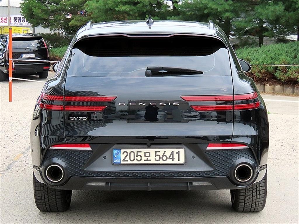 제네시스 GV70 2.5T 가솔린 2WD 스포츠 이미지 4