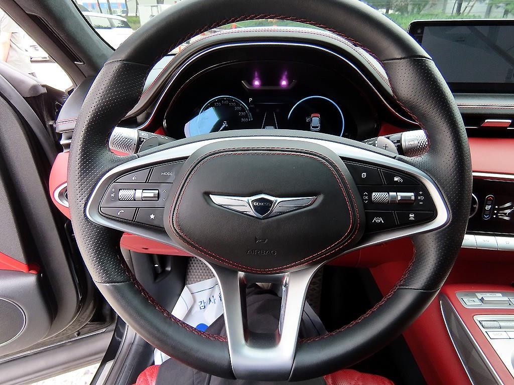 제네시스 GV70 2.5T 가솔린 2WD 스포츠 이미지 8