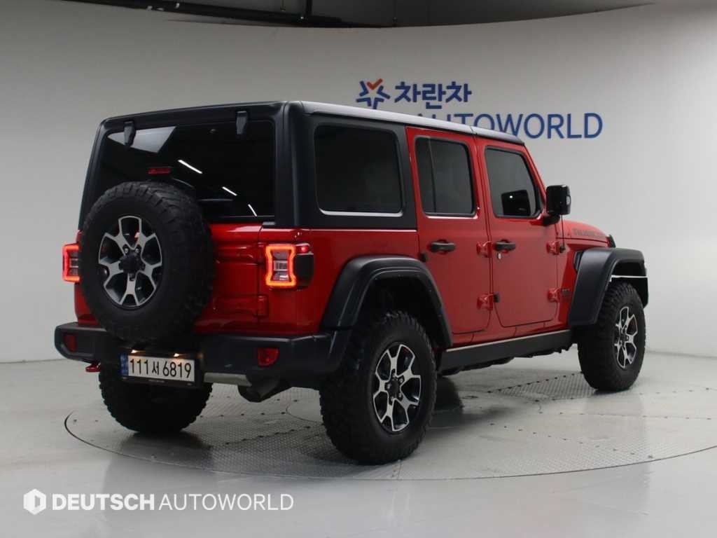 지프 랭글러 랭글러 (JL) 2.0 루비콘 4도어 파워 탑 이미지 2
