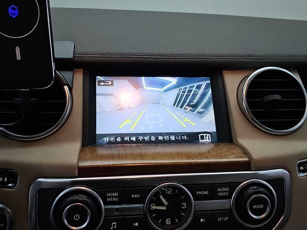 랜드로버 디스커버리 디스커버리4 3.0 SDV6 SE 이미지 15