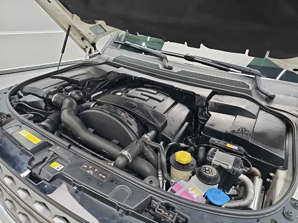 랜드로버 디스커버리 디스커버리4 3.0 SDV6 SE 이미지 5