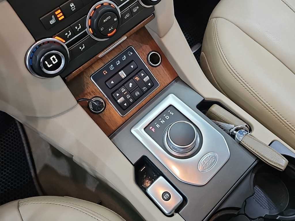 랜드로버 디스커버리 디스커버리4 3.0 SDV6 SE 이미지 8