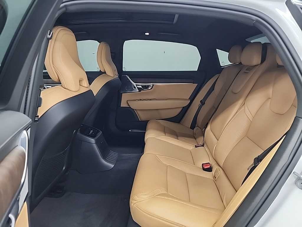 볼보 S90 T8 AWD 얼티메이트 브라이트 이미지 12