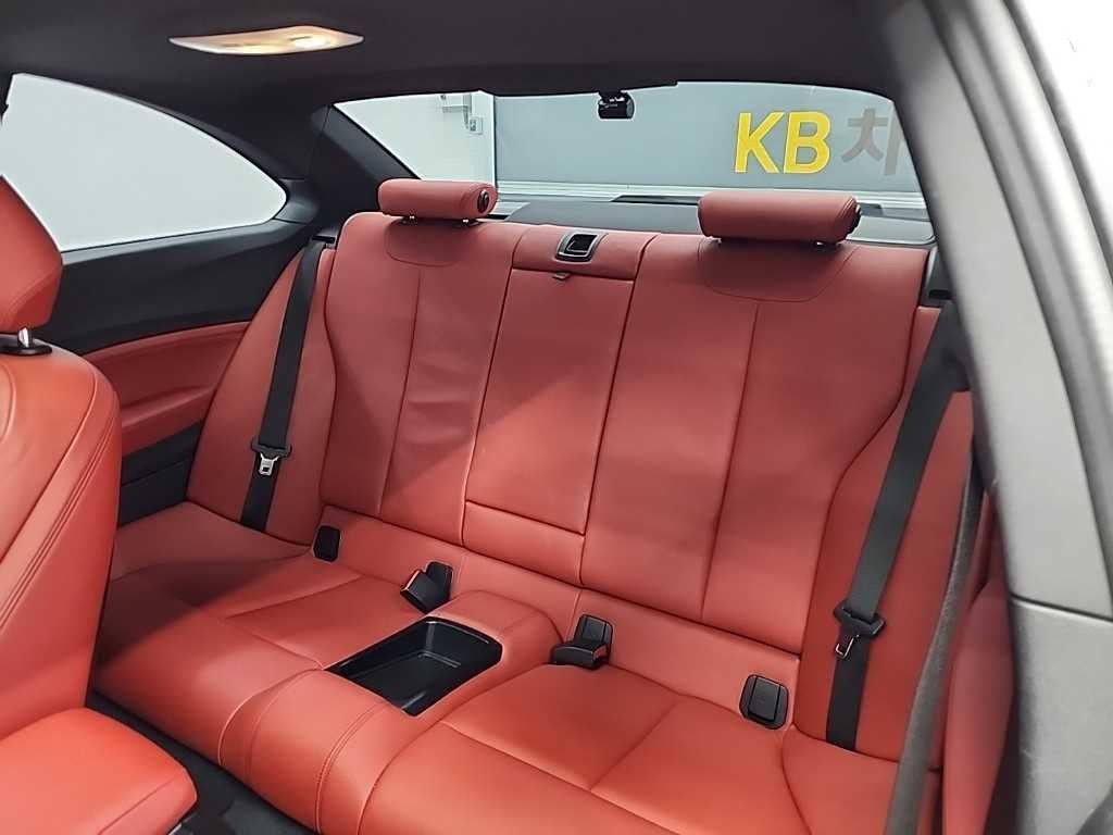 BMW 2시리즈 2시리즈 (F22) 220d 쿠페 M 스포츠 이미지 13