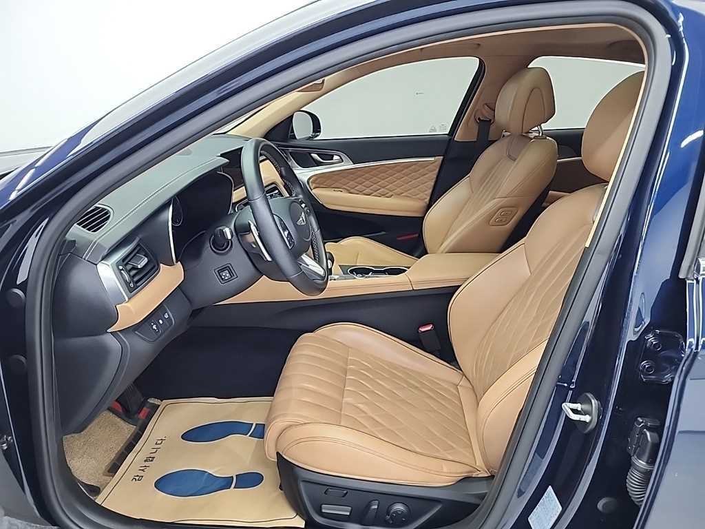 제네시스 G70 더 뉴 G70 가솔린 2.0T 2WD 이미지 11