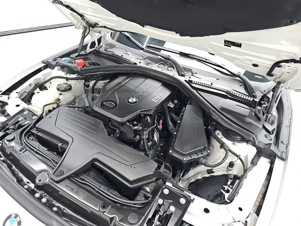 BMW 3시리즈 3시리즈 (F30) 320d 이미지 5
