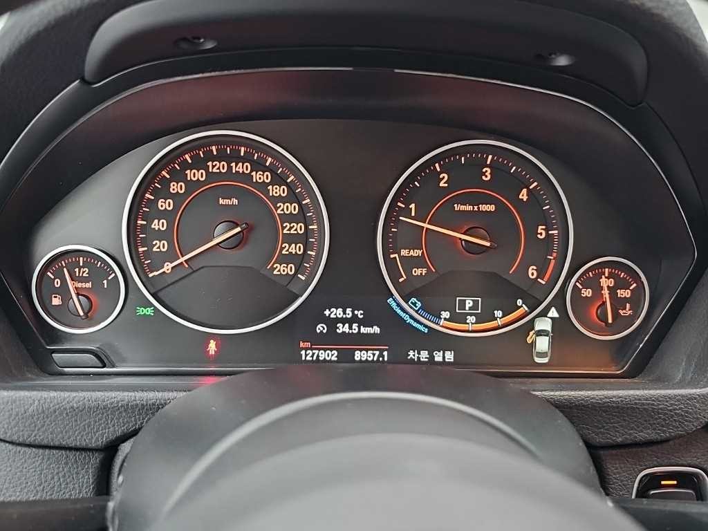 BMW 3시리즈 3시리즈 (F30) 320d 이미지 6