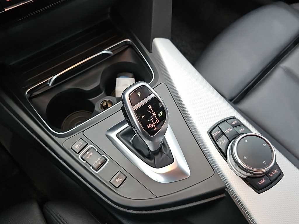 BMW 3시리즈 3시리즈 (F30) 320d 이미지 8