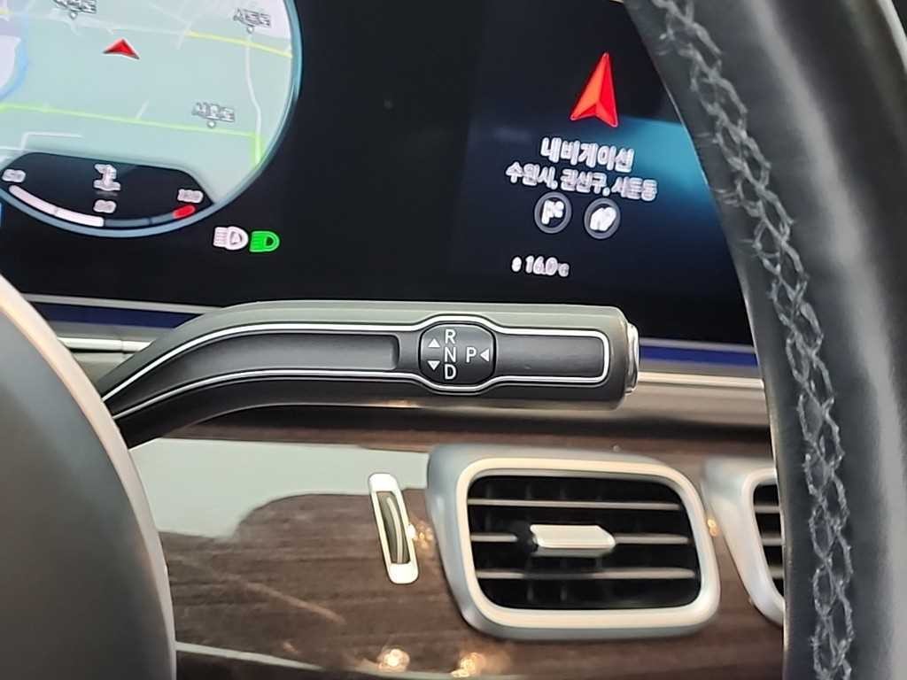 벤츠 GLE 클래스 GLE 클래스 W167 GLE 400d 4MATIC 쿠페 이미지 8