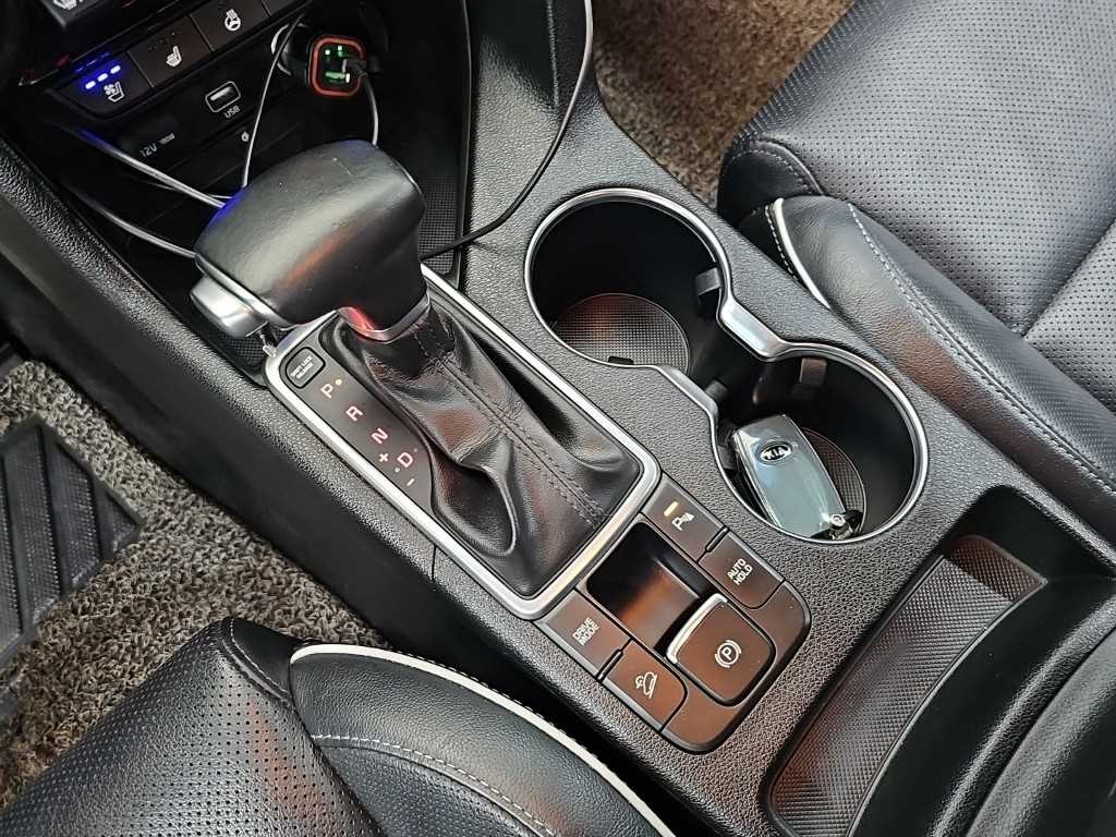 기아 스포티지 스포티지 더 볼드 2.0 디젤 2WD 인텔리전트 이미지 8