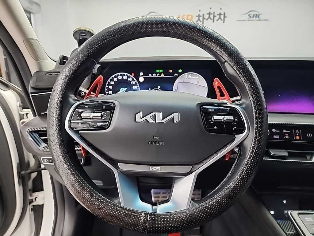 기아 K8 2.5 2WD 시그니처 이미지 9