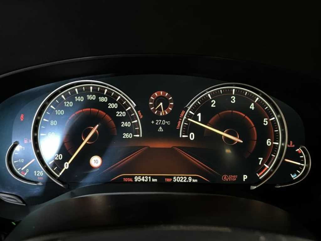 BMW 5시리즈 5시리즈 (G30) 530i xDrive M 스포츠 플러스 이미지 16
